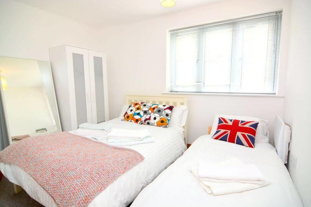 Wharf - Cuba Street Apartament Londra
